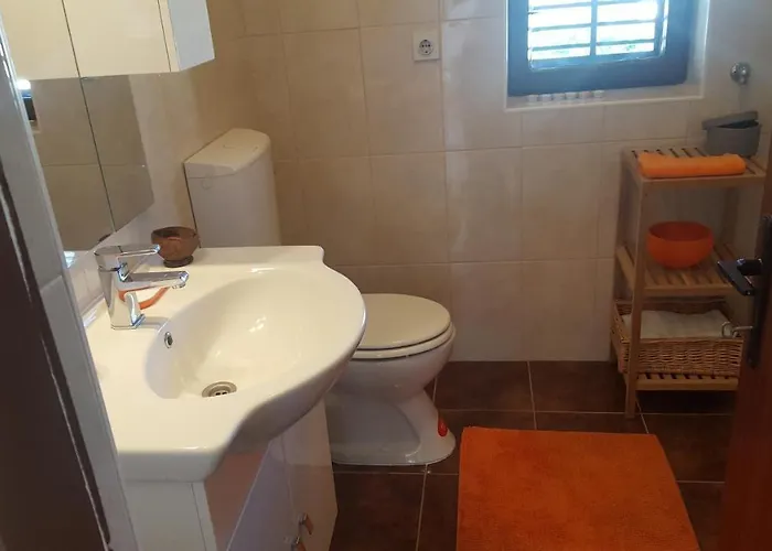 Διαμέρισμα With Parking Space Pag - 12649 *