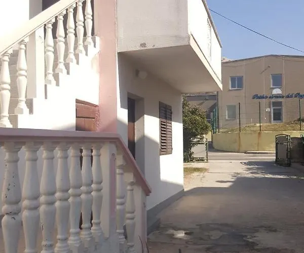 With Parking Space Pag - 12649 * Pag Town